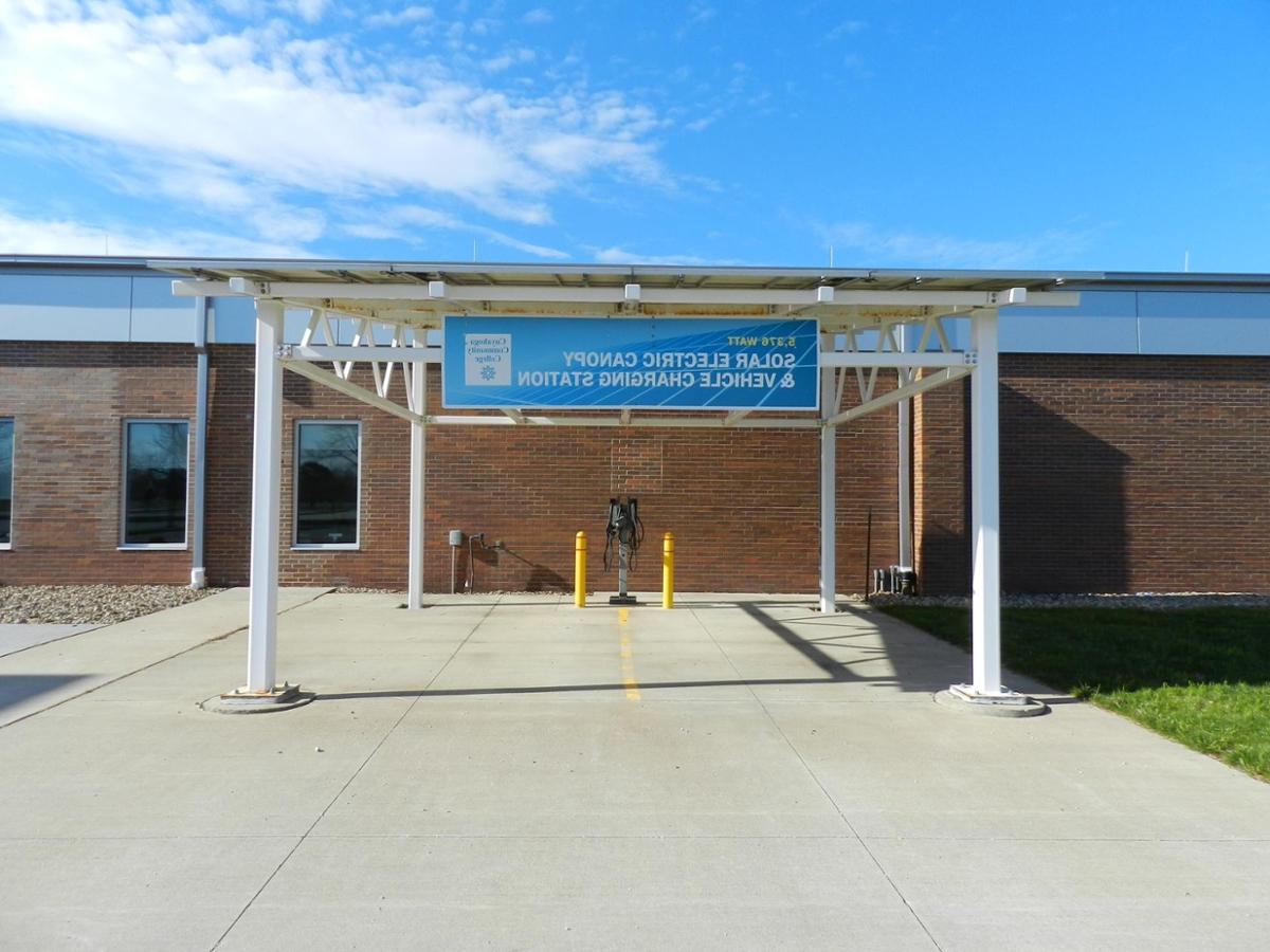 Solar Electric Canopy & Vehicle Charging Station